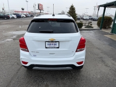 Used 2020  Chevrolet Trax 4d SUV AWD LT at House of Carz near Rochester&comma; IN