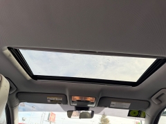 Used 2018  Toyota Highlander 4d SUV FWD XLE at House of Carz near Rochester&comma; IN