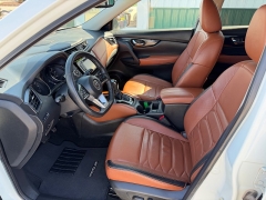 Used 2019  Nissan Rogue 4d SUV AWD SL at House of Carz near Rochester&comma; IN