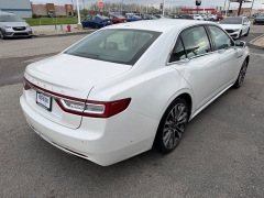 Used 2017  Lincoln Continental 4d Sedan AWD Reserve at House of Carz near Rochester&comma; IN