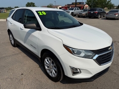 Used 2020  Chevrolet Equinox 4d SUV FWD LS w&sol;1LS at House of Carz near Rochester&comma; IN