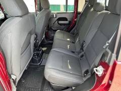 Used 2021 Jeep Gladiator Willys 4x4 at House of Carz near Rochester, IN