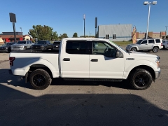 Used 2019  Ford F-150 4WD SuperCrew XLT 5 1/2 at House of Carz near Rochester, IN
