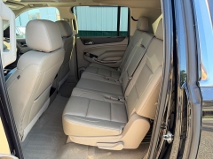 Used 2019  GMC Yukon XL 4d SUV 4WD SLT at House of Carz near Rochester&comma; IN