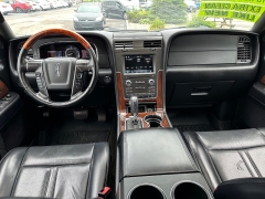 Used 2017 Lincoln Navigator L 4d SUV 4WD Select at House of Carz near Rochester, IN
