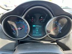 Used 2016  Chevrolet Cruze Limited 4d Sedan LT w/1LT Auto at House of Carz near Rochester, IN