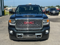 Used 2018  GMC Sierra 2500 4WD Crew Cab Denali at House of Carz near Rochester, IN