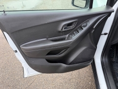 Used 2020  Chevrolet Trax 4d SUV AWD LT at House of Carz near Rochester&comma; IN