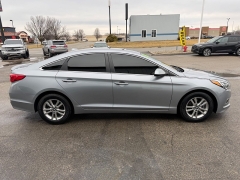 Used 2016  Hyundai Sonata 4d Sedan SE at House of Carz near Rochester&comma; IN