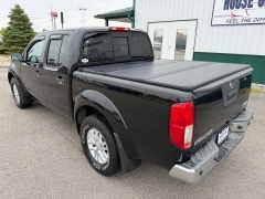 Used 2014  Nissan Frontier 4WD Crew Cab SV Auto at House of Carz near Rochester&comma; IN