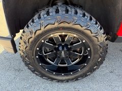 Used 2018  Chevrolet Silverado 1500 4WD Crew Cab LT at House of Carz near Rochester, IN