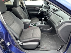 Used 2020 Nissan Rogue 4d SUV AWD SV at House of Carz near Rochester, IN
