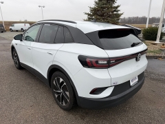 Used 2021  Volkswagen ID.4 Pro RWD at House of Carz near Rochester, IN