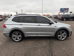 Used 2021  Volkswagen Tiguan 2&period;0T SE R-Line Black 4MOTION at House of Carz near Rochester&comma; IN