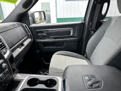Used 2022 Ram 1500 Classic 4WD Warlock Crew Cab 5'7" Box at House of Carz near Rochester, IN