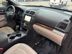 Used 2018 Ford Explorer 4d SUV FWD Limited at House of Carz near Rochester, IN