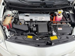 Used 2014  Toyota Prius 5d Hatchback Two at House of Carz near Rochester&comma; IN