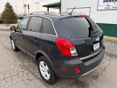 Used 2014  Chevrolet Captiva Sport 4d SUV FWD LS2 at House of Carz near Rochester&comma; IN