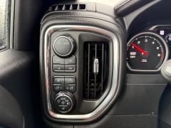 Used 2021  Chevrolet Silverado 1500 4WD Crew Cab 147" High Country at House of Carz near Rochester, IN