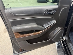 Used 2017  Chevrolet Tahoe 4d SUV 4WD LT at House of Carz near Rochester&comma; IN