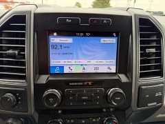 Used 2019  Ford F-150 4WD SuperCrew XLT 5 1&sol;2 at House of Carz near Rochester&comma; IN