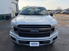 Used 2018  Ford F-150 4WD SuperCrew XLT 5 1&sol;2 at House of Carz near Rochester&comma; IN