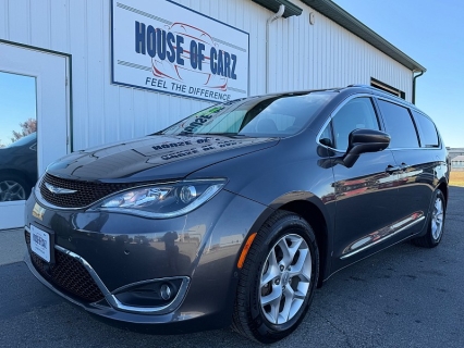 2018 Chrysler Pacifica Touring L Plus