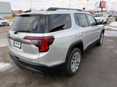 Used 2020  GMC Acadia 4d SUV AWD AT4 at House of Carz near Rochester&comma; IN