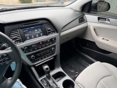 Used 2016  Hyundai Sonata 4d Sedan SE at House of Carz near Rochester&comma; IN