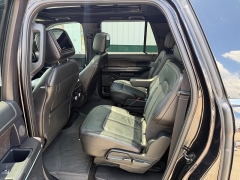 Used 2018  Ford Expedition Max 4d SUV 4WD Limited at House of Carz near Rochester&comma; IN