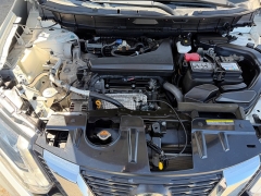 Used 2019  Nissan Rogue 4d SUV AWD SL at House of Carz near Rochester&comma; IN