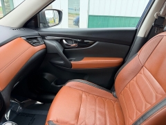 Used 2018  Nissan Rogue 4d SUV AWD SL at House of Carz near Rochester&comma; IN