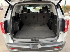 Used 2020  GMC Acadia 4d SUV AWD AT4 at House of Carz near Rochester&comma; IN