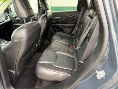 Used 2016  Jeep Cherokee 4d SUV 4WD Trailhawk V6 at House of Carz near Rochester, IN