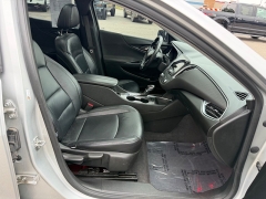 Used 2021  Chevrolet Malibu 4dr Sdn LT at House of Carz near Rochester&comma; IN
