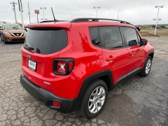 Used 2018  Jeep Renegade 4d SUV FWD Latitude at House of Carz near Rochester, IN