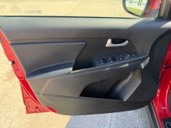 Used 2014  Kia Sportage 4d SUV AWD SX at House of Carz near Rochester&comma; IN