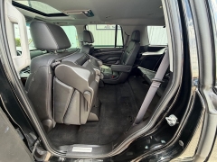 Used 2017  Chevrolet Tahoe 4d SUV 4WD LT at House of Carz near Rochester&comma; IN