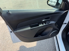 Used 2013  Chevrolet Cruze 4d Sedan LTZ at House of Carz near Rochester&comma; IN