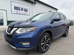  2018 Nissan Rogue 4d SUV AWD SL at House of Carz near Rochester&comma; IN