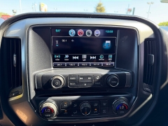 Used 2018  Chevrolet Silverado 1500 4WD Crew Cab LT at House of Carz near Rochester, IN