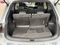 Used 2021  Volkswagen Tiguan 2&period;0T SE R-Line Black 4MOTION at House of Carz near Rochester&comma; IN