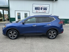 Used 2020 Nissan Rogue 4d SUV AWD SV at House of Carz near Rochester, IN
