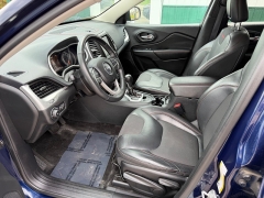 Used 2016  Jeep Cherokee 4d SUV 4WD Trailhawk V6 at House of Carz near Rochester&comma; IN