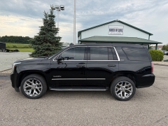 Used 2018  GMC Yukon 4d SUV 4WD SLT at House of Carz near Rochester&comma; IN