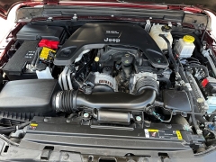 Used 2021 Jeep Gladiator Willys 4x4 at House of Carz near Rochester, IN