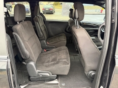 Used 2018  Dodge Grand Caravan 4d Wagon SE at House of Carz near Rochester&comma; IN