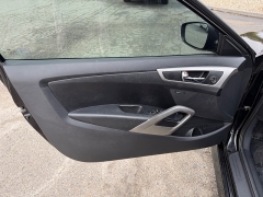 Used 2013  Hyundai Veloster 3d Coupe RE&colon;MIX Auto at House of Carz near Rochester&comma; IN