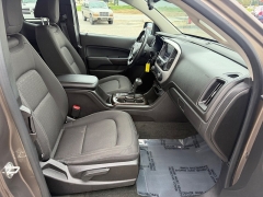 Used 2016  GMC Canyon 4WD Ext Cab SLE at House of Carz near Rochester&comma; IN