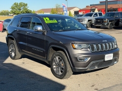 Used 2019  Jeep Grand Cherokee 4d SUV 4WD Limited V6 at House of Carz near Rochester, IN